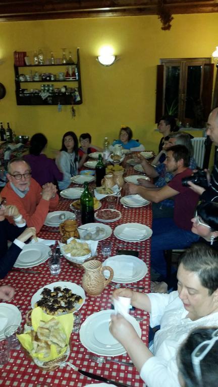 Azienda Agrituristica Risveglio Naturale Varese Ligure Eksteriør bilde