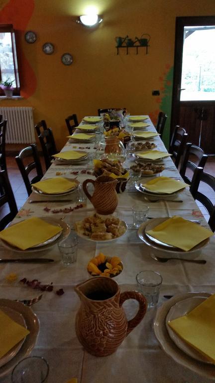 Azienda Agrituristica Risveglio Naturale Varese Ligure Eksteriør bilde