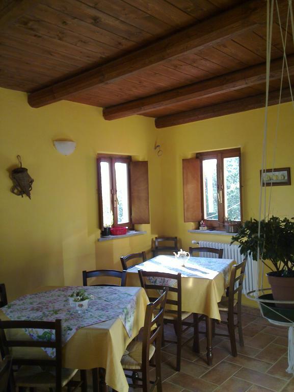 Azienda Agrituristica Risveglio Naturale Varese Ligure Eksteriør bilde