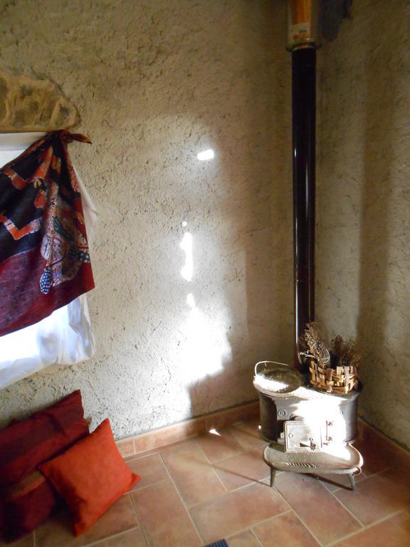 Azienda Agrituristica Risveglio Naturale Varese Ligure Eksteriør bilde